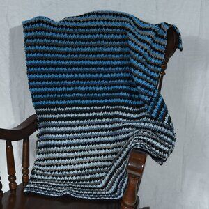 New, hand crocheted afghan throw blanket in blues, gray & black 34" x 42"